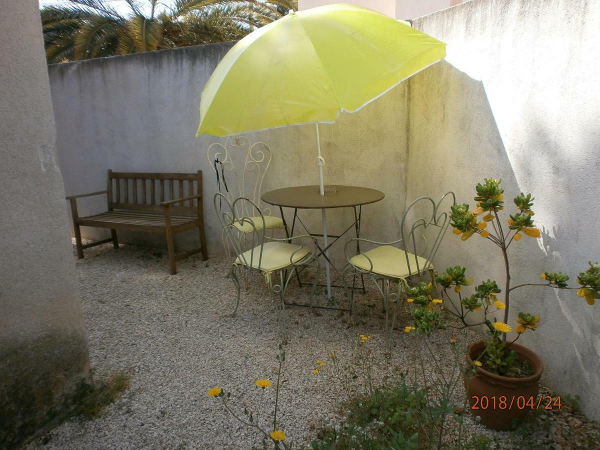 Studio Equipe Avec Jardin+Parking A La Plage... La Ciotat Buitenkant foto