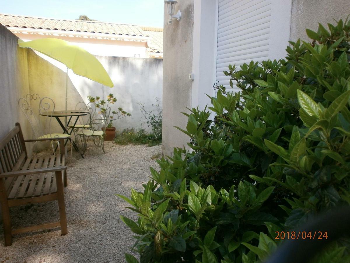 Studio Equipe Avec Jardin+Parking A La Plage... La Ciotat Buitenkant foto